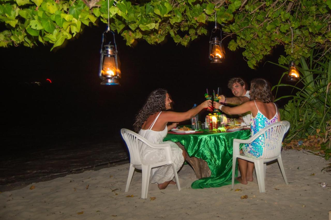 Kuri Beach View Inn Omadhoo Exterior photo